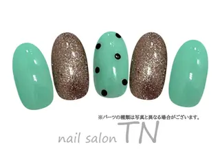 ネイル 中島 実穂のネイルデザイン