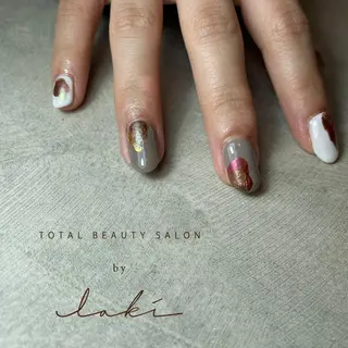 ネイル my&所属・my&_ maimiのネイルデザイン