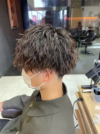 パーマ メンズ レイヤー/スパイキー ショート/坂本翔のヘアスタイル