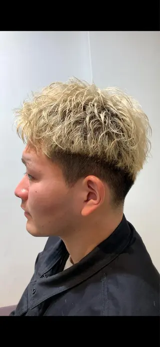 ショート カラー 🏆メンズヘア特化 🥇代表りんぺーのヘアスタイル