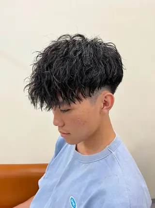 ショート カラー パーマ メンズ KING of hair byNOISM所属・京都メンズ特化✨ No. 1/ユウキのヘアスタイル