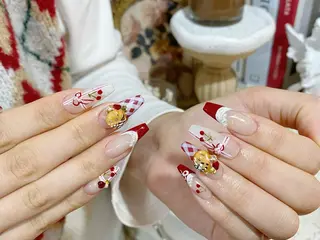 ネイル One Plus Nail Salonのネイルデザイン