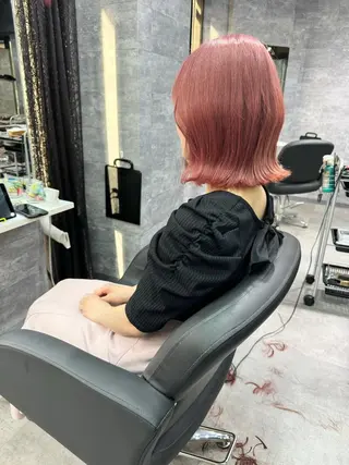 ミディアム RAISE by_WHITEのヘアスタイル