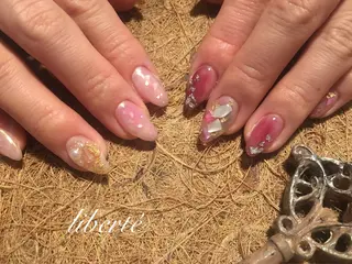 ネイル liberté (リベルテ)のネイルデザイン