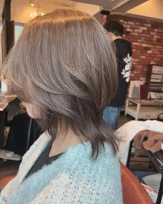 ミディアム ロイヤルスイート所属・眞壁 華子のヘアスタイル