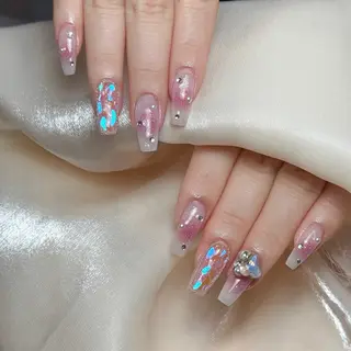 ネイル Maggie Nail🦩のネイルデザイン