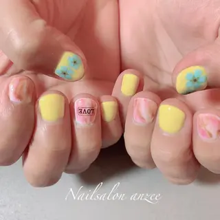 ショート sp anzeeのネイルデザイン