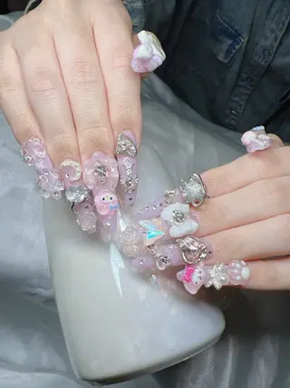 ネイル Lee Nailsのネイルデザイン