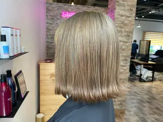 ミディアム SALOWIN心斎橋Suite店所属・【髪質改善の専門店】 🫧鷹司郎のヘアスタイル