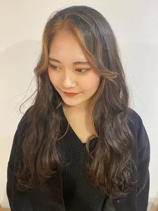 ロング カラー Ate by little所属・青木 梢のヘアスタイル