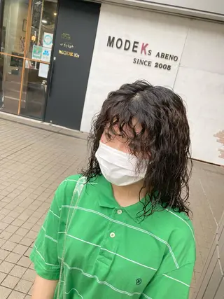 ミディアム パーマ SHAFT Ieiriのヘアスタイル