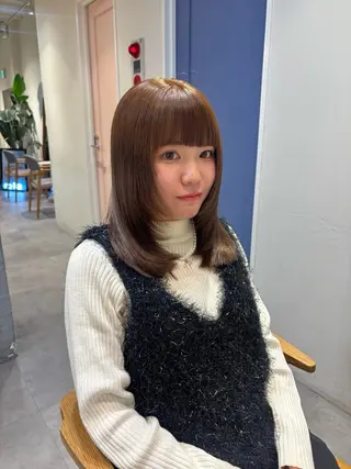 ミディアム カラー roka ʜᴀʀᴜᴋᴀのヘアスタイル