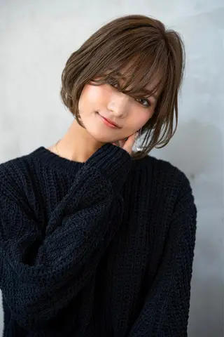 ミディアム カラー 🉐レイヤー/塩見 弘樹🉐渋谷のヘアスタイル