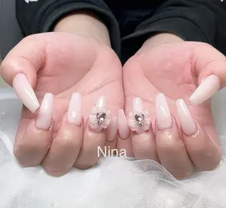 ネイル NiNa ビューティーサロン所属・Ni Naのネイルデザイン