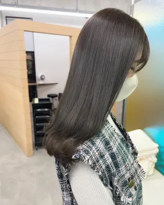 ミディアム カラー パーマ ヘアアレンジ ヘアケア特化型サロン newi 梅田のヘアスタイル