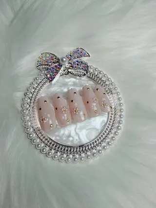 ネイル 江崎 梨菜のネイルデザイン