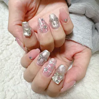 ネイル MignonReve ♡EIMI🌈のネイルデザイン