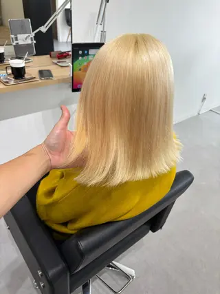 ミディアム LAFRE （ラフリ）所属・ケアブリーチ 黒瀬有汰のヘアスタイル