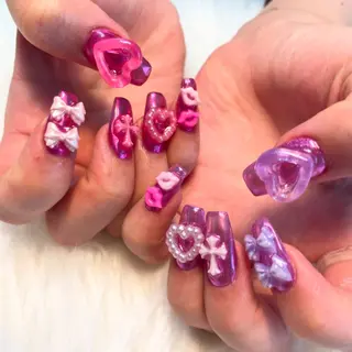 ネイル ゴテゴテ💙ワンホン リオナのネイルデザイン