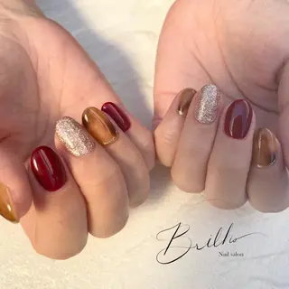 ミディアム Brilho SERIHOのネイルデザイン