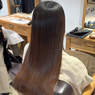 ロング 小西冬馬  髪質改善 縮毛矯正 艶カラーのヘアスタイル