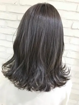 ミディアム 横浜🍒ルーツカラー エクステ／RIEのヘアスタイル