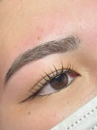 マツエク・マツパ 垢抜け眉WAX専門 ちゅるんまつげ|鎌倉の眉毛・アイブロウイメージ