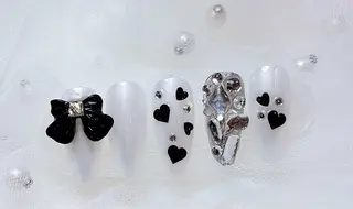 ミディアム Re Bonrのネイルデザイン