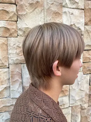 ショート カラー 🏰縮毛矯正 🏰NOAのヘアスタイル