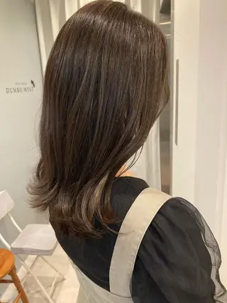 ミディアム ✨色持ちの良い艶 カラー✨蟹江真世のヘアスタイル