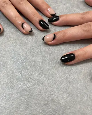 ネイル kiii.__ ✴︎*のネイルデザイン