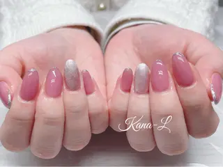ネイル 芦辺 香奈のネイルデザイン