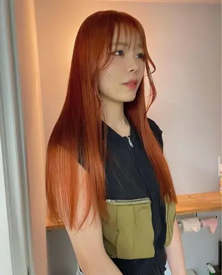 ロング カラー カットモデル/ ハイトーン/ゆうあのヘアスタイル