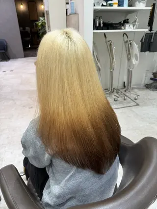 カラー リー天王寺所属・Lee天王寺 Rinのヘアスタイル