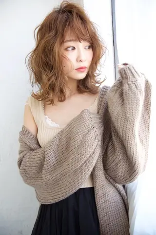 セミロング カラー パーマ 可愛いを作る神 ナオヒロのヘアスタイル