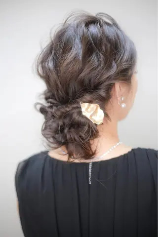 ロング カラー ヘアアレンジ 伊藤 裕貴のヘアスタイル