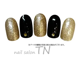 ネイル 矢川 まどかのネイルデザイン