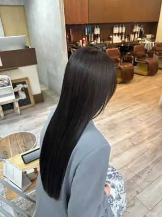 ロング カラー なぎは/暗髪・ ナチュラルカラーのヘアスタイル