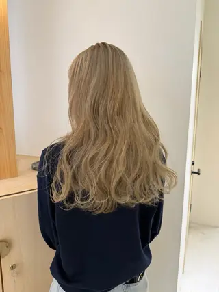ロング カラー コノカ/暖色カラー/ 透明感カラーのヘアスタイル