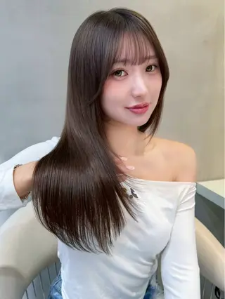 ロング Lond profil 浦和所属・浦和/ハッシュカット /ウルフ/設樂彩乃のヘアスタイル