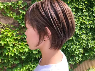 ショート カラー 髪ふうせん所属・伊藤 光のヘアスタイル