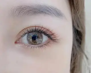 マツエク・マツパ リン リンのネイルデザイン