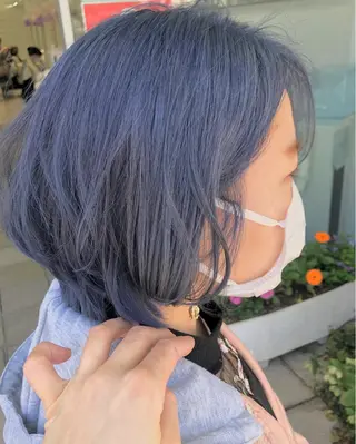 ショート カラー 本山　くせ毛のカット 尾島光季のヘアスタイル