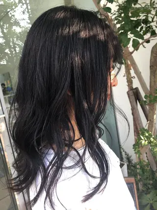 ロング カラー 本山　くせ毛のカット 尾島光季のヘアスタイル