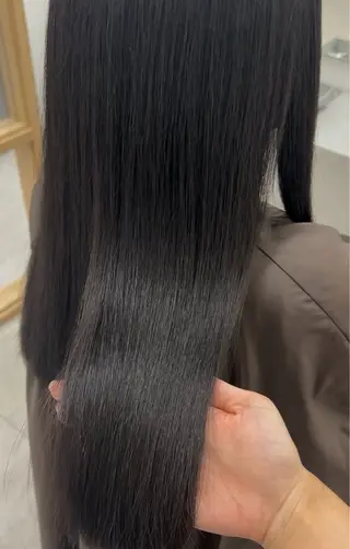 ロング IVE所属・ダブルカラー髪質改善 /Annaのヘアスタイル