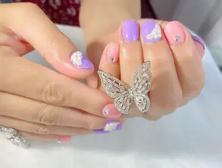 ネイル Hi Beauty 渋谷(ネイル、ハイパーナイフ6、脂肪れいきゃく、マッサージ＆エステサロン)所属・Hi beauty 渋谷のネイルデザイン