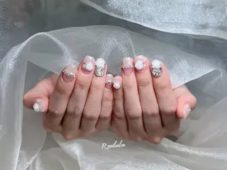 セミロング R NAILSALONのネイルデザイン