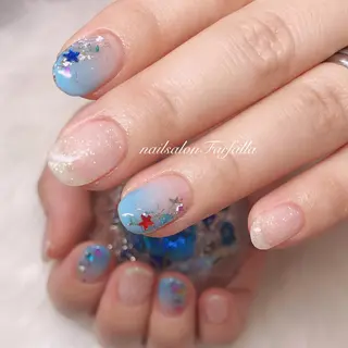 ネイル Farfalla Kieのネイルデザイン