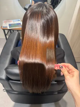 セミロング NAVY 橋本心 縮毛矯正のヘアスタイル