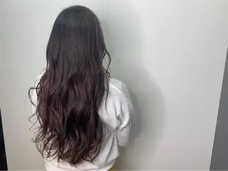 ロング カラー ブリーチカラー/ 岩破瑞希のヘアスタイル